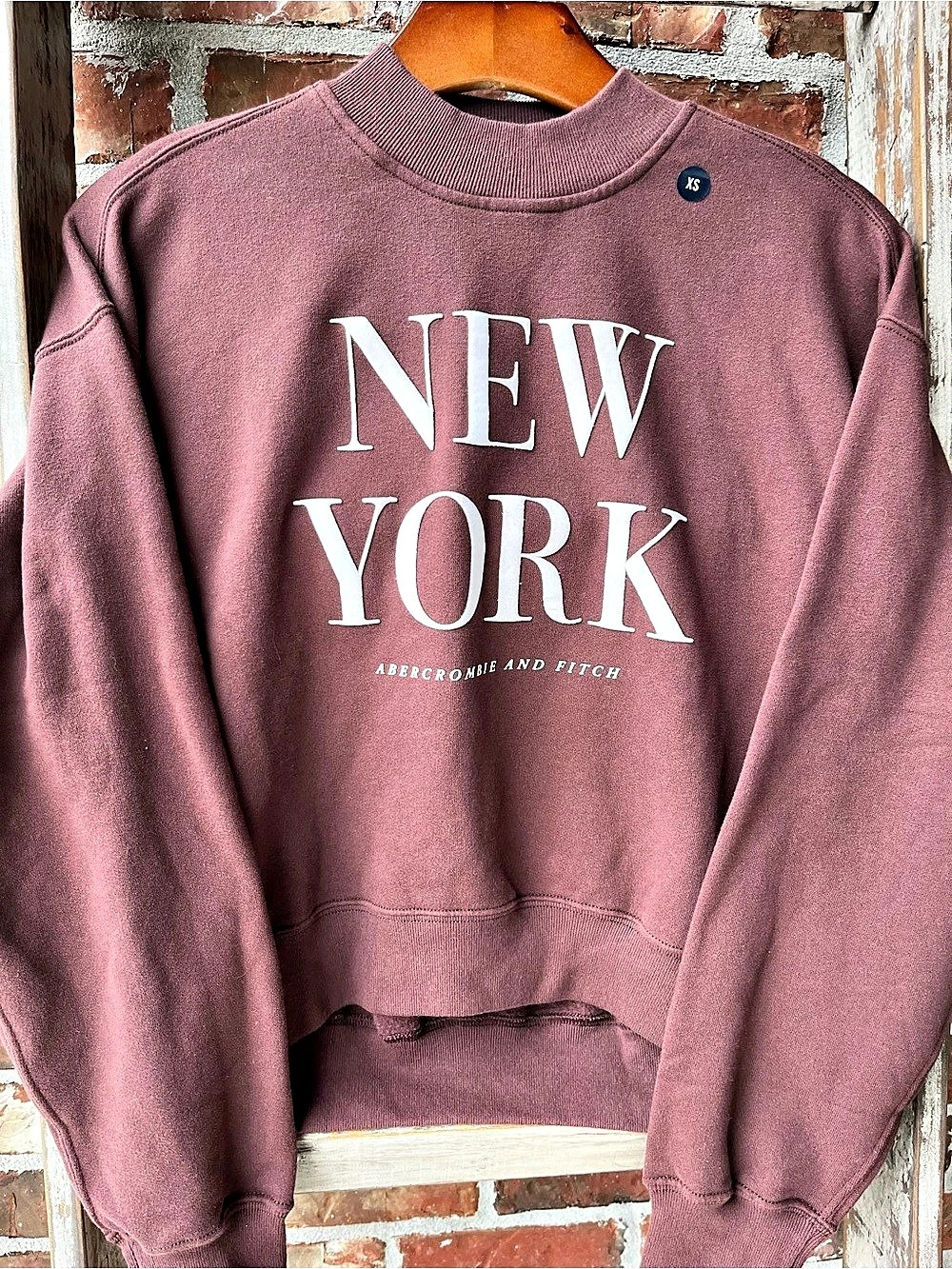 Abercrombie & Fitch New York Graphic Sweatshirt Brown XS